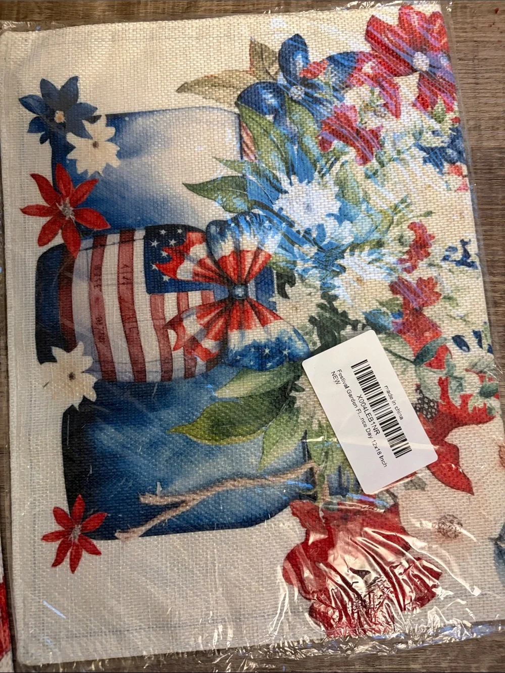 Welcome Patriotic Floral Bath Mat - Red, White & Blue